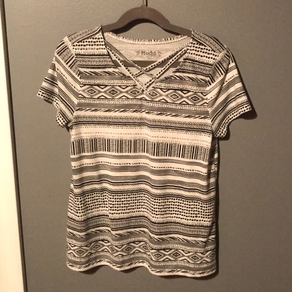 Mudd Short Sleeve Blouse - Picture 1 of 6